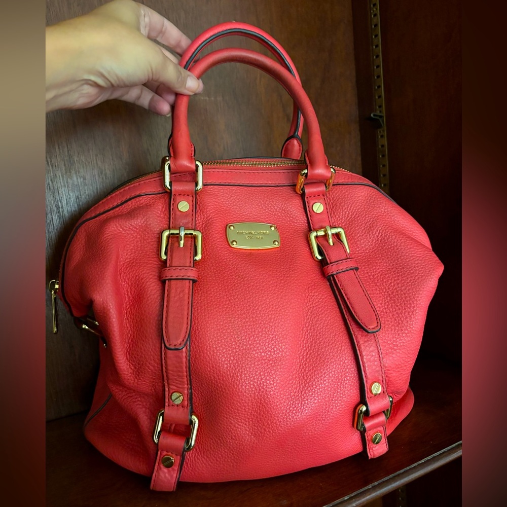 Michael Kors coral purse